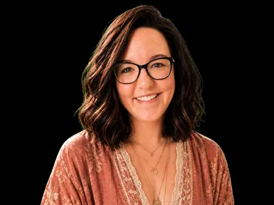 Claire Szewczyk, founder of Sunshine Support Network and non-clinical patient advocate